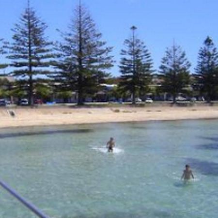 Port Lincoln Holiday Apartments Exterior photo